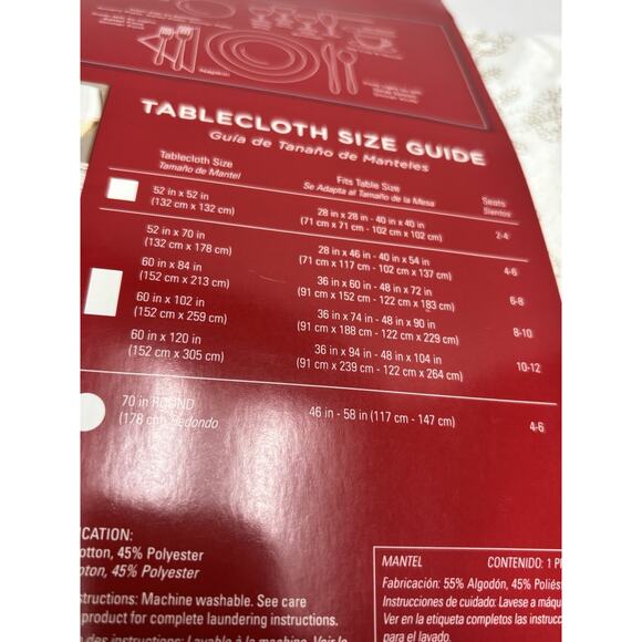 Bed Bath & Beyond Christmas Cotton Blend White Poinsettia Tablecloth 60 X 102 - Picture 7 of 10